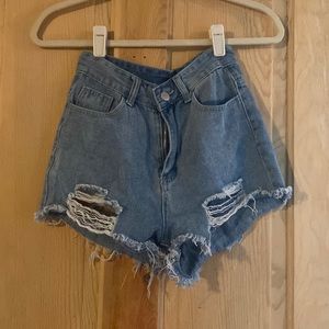 SHEIN high rised, distressed denim shorts. Size XS
